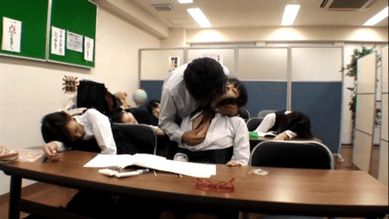 【JK】ミニ系女子校生6人を眠らせて犯す7Pハーレムエロタレ用アダルトAV無料エロ動画♡